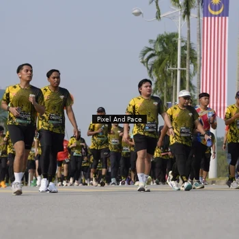 Runner Photo 6496969