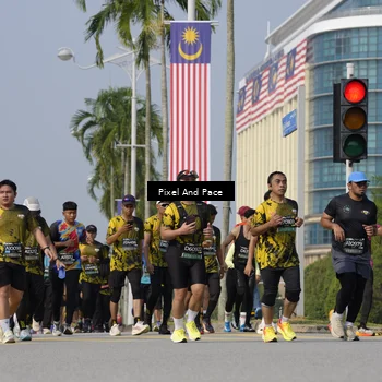 Runner Photo 6496991