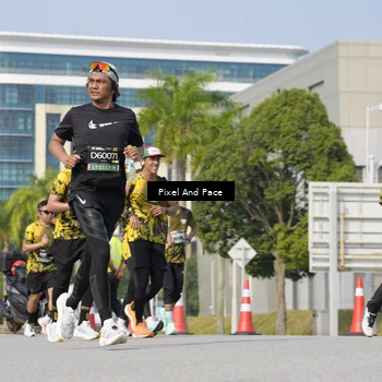Runner Photo 6497048