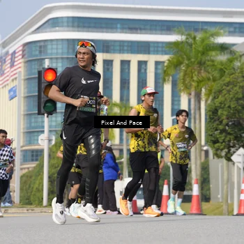 Runner Photo 6497074