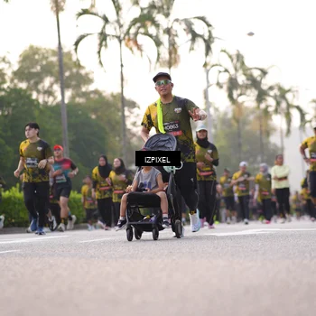 Runner Photo 6497075