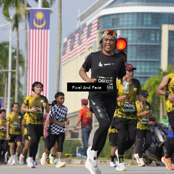 Runner Photo 6497077