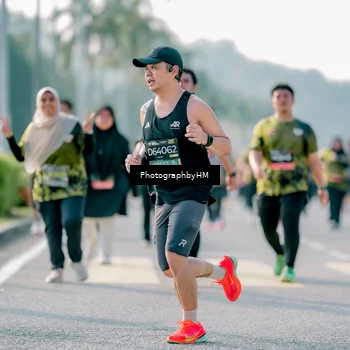 Runner Photo 6497079