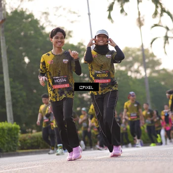 Runner Photo 6497235