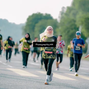 Runner Photo 6497242
