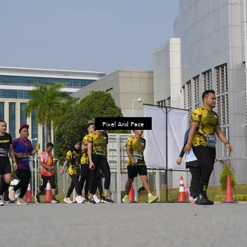 Runner Photo 6497332