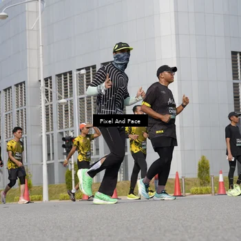 Runner Photo 6497363