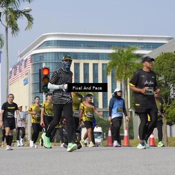 Runner Photo 6497402
