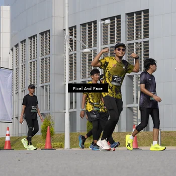 Runner Photo 6497416