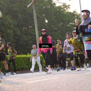 Runner Photo 6497428