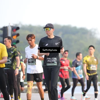 Runner Photo 6497448
