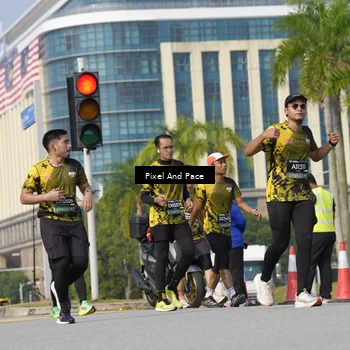 Runner Photo 6497467