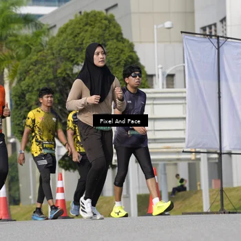 Runner Photo 6497488