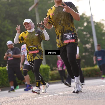 Runner Photo 6497533