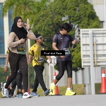 Runner Photo 6497538