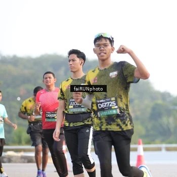 Runner Photo 6497605