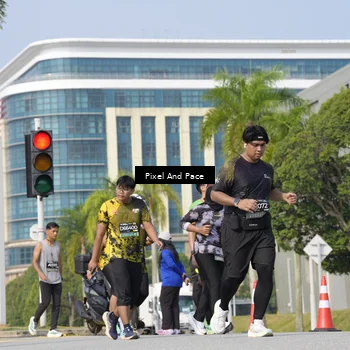 Runner Photo 6497649