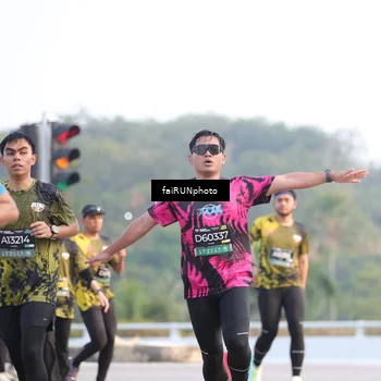 Runner Photo 6497741