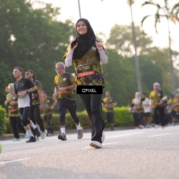 Runner Photo 6497801