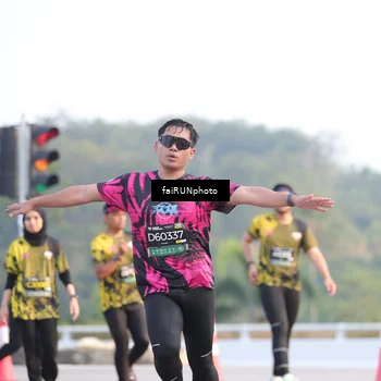 Runner Photo 6497818