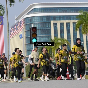 Runner Photo 6497862