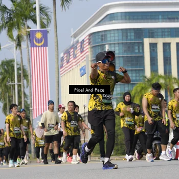 Runner Photo 6497895