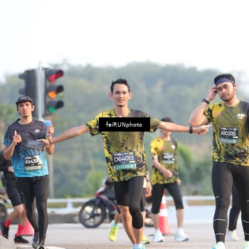 Runner Photo 6497900