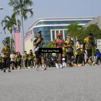 Runner Photo 6497905
