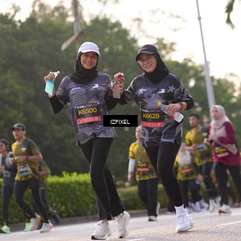 Runner Photo 6497923