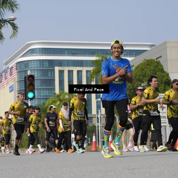 Runner Photo 6497945