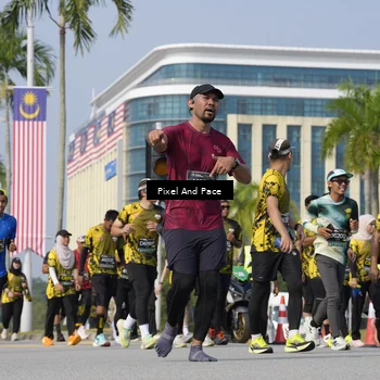 Runner Photo 6497990