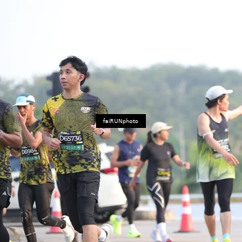 Runner Photo 6497997