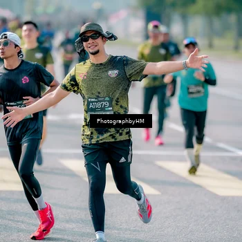 Runner Photo 6498006