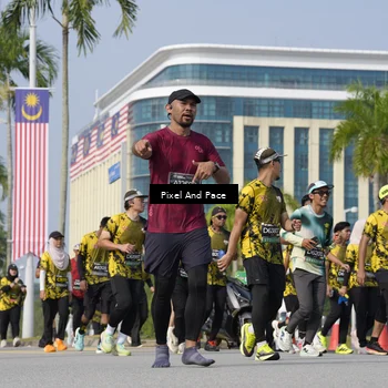 Runner Photo 6498015