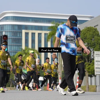 Runner Photo 6498039