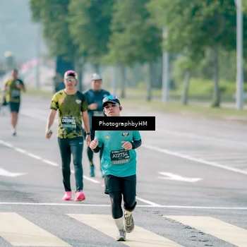 Runner Photo 6498057