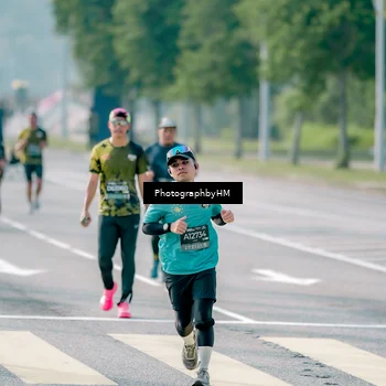 Runner Photo 6498070