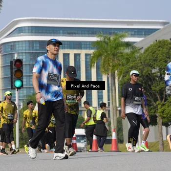 Runner Photo 6498083