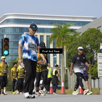 Runner Photo 6498086