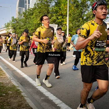 Runner Photo 6498088