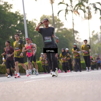 Runner Photo 6498101