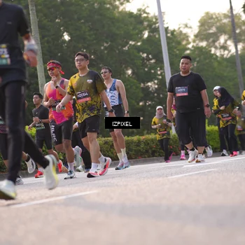 Runner Photo 6498135
