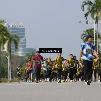 Runner Photo 6498144