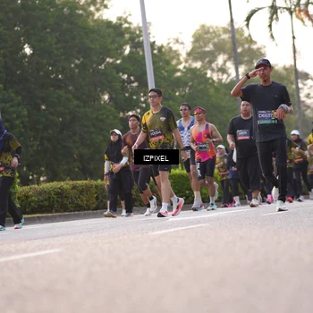 Runner Photo 6498145