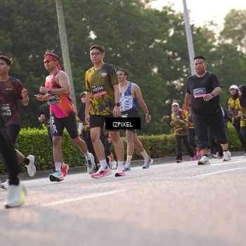 Runner Photo 6498149