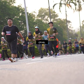 Runner Photo 6498160
