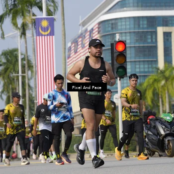 Runner Photo 6498161