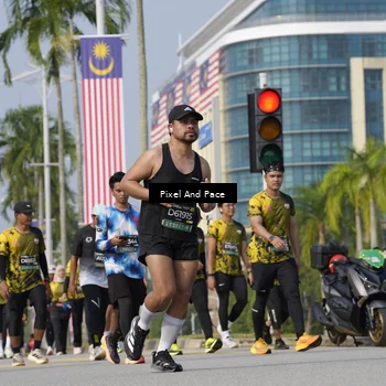 Runner Photo 6498171