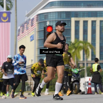 Runner Photo 6498176
