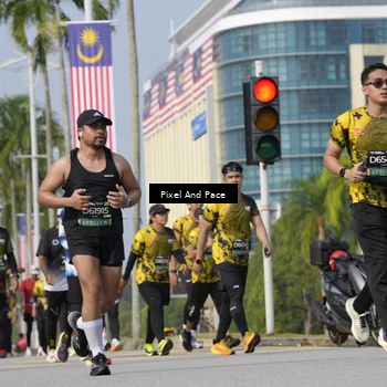 Runner Photo 6498202